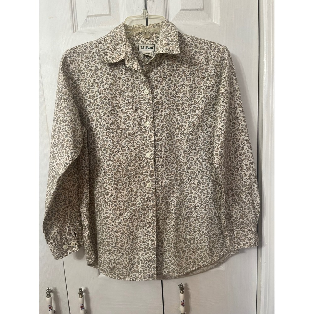 LL Bean women's ditsy floral print button-up 100%cotton Medium